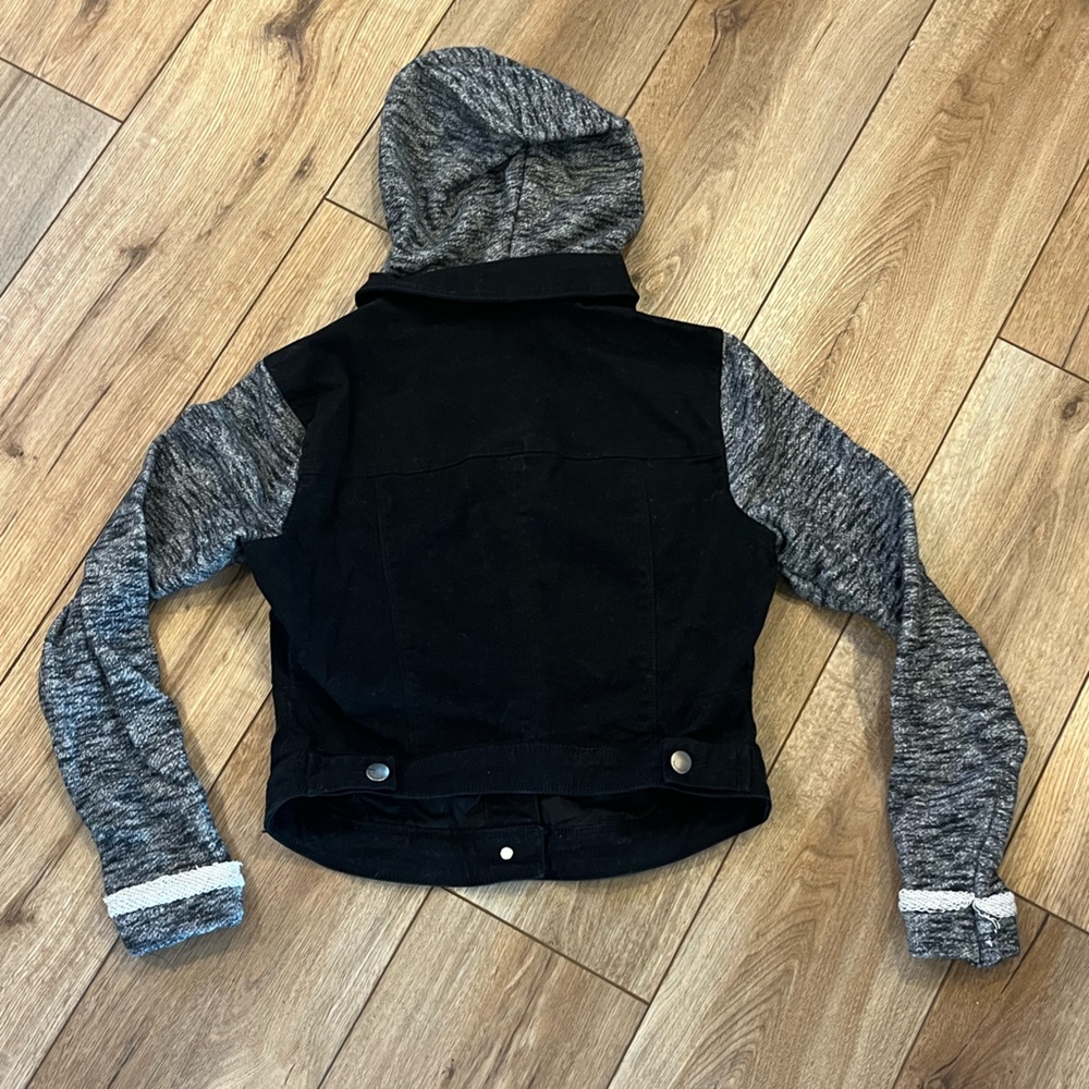 Girls hooded denim jacket - Picture 3 of 3